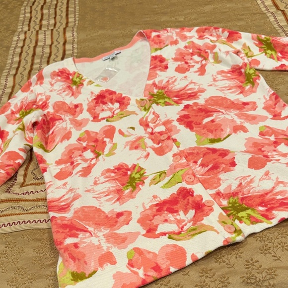 Isaac Mizrahi Sweaters - NWOT Isaac Mizrahi Live! Cotton Knit Cardigan, Pink Blossoms, Pink Buttons, L